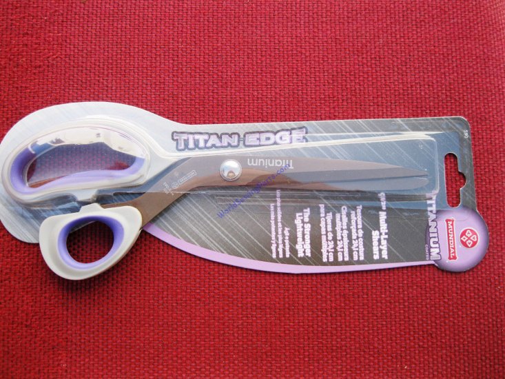 MUNDIAL TITANIUM EDGE 9 1/2" MULTI LAYER LIGHT WEIGHT SHEARS 509 - Click Image to Close