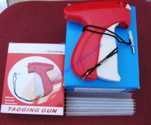 Fine Tagging Gun, 10000 1/4" Clear Extra Fine Plastic Barbs