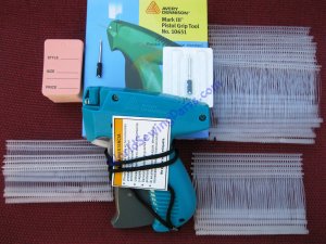 Avery Dennison Reg Tag Gun,1K Barb,100 Pink Price Tag Ex Needle