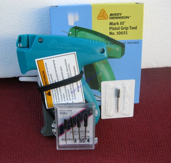 Avery Fine Fabric Tag Gun Plus 5000 1" Clear Barbs # 10312 - Click Image to Close